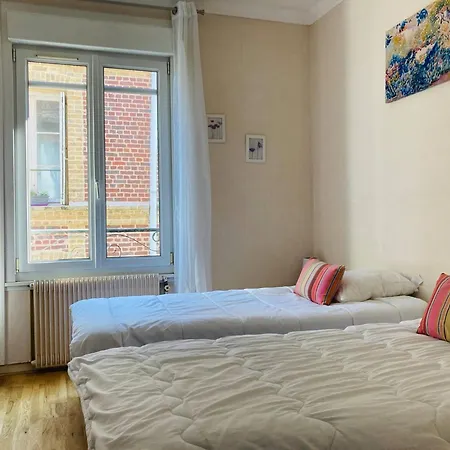 Les Pieds Dans L'eau Vue Apartman